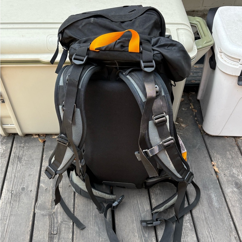 Dana Design Bomb Pack